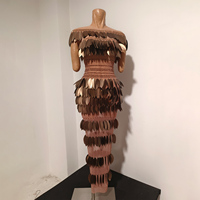 Robe longue de soirée scintillante en bronze doré avec feuilles 3D, épaules dénudées, strass et maille transparente, idéale pour les concours de beauté, les soirées et les spectacles de carnaval