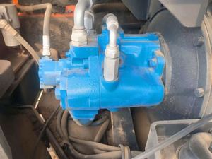 รถขุดขนาดเล็ก Doosan Dx75 มือสอง น้ำหนัก 7.5 ตัน พร้อมเครื่องยนต์และเกียร์ ชั่วโมงการใช้งานต่ำ ได้รับการรับรองมาตรฐาน CE - Product Image 4