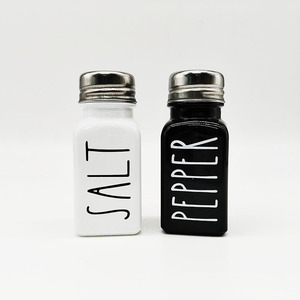 Ensemble de 2 shakers <span class=keywords><strong>en</strong></span> <span class=keywords><strong>verre</strong></span> pour salière, poivrière, épices chaudes idéales pour le barbecue et le barbecue. - Product Image 1