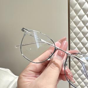 Monture de lunettes ovale en métal Danyang 6445, monture complète, verres en résine anti-UV, lunettes unisexes pour petits visages - Product Image 1