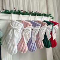 Chaussette de Noël en peluche à larges rayures avec grand nœud, à suspendre au mur, pochette cadeau pour bonbons, modèle très populaire