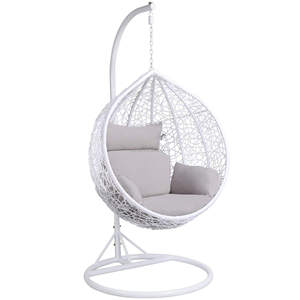 Fauteuil suspendu en rotin tressé pour l'extérieur – Confort optimal pour votre patio (vente en gros) - Product Image 1
