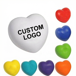 Balle anti-stress en mousse PU en forme de cœur, logo personnalisé, jouet moelleux à remontée lente pour le soulagement du stress, vente en gros, jouets promotionnels pour la maison et les soins. - Product Image 1