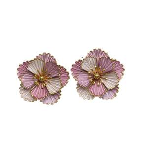 Boucles d'oreilles tendance en acier inoxydable 316L plaqué or PVD, motif floral rose, bijoux pour femmes - Product Image 1