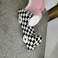 Balançoire souple en mousse à motif à carreaux personnalisé pour enfants, pour jeu de rôle et conduite de voiture, utilisable en intérieur/extérieur, pour location événementielle, centres commerciaux et écoles