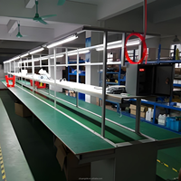 Poste de travail de ligne d'assemblage semi-automatique CST, convoyeur à bande contrôlé par PLC, vitesse réglable (1-60 m/min), capacité personnalisable