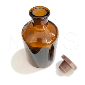 Bouteille de réactif cylindrique borosilicate ambré à bouche étroite NERS de 250ml - Product Image 5