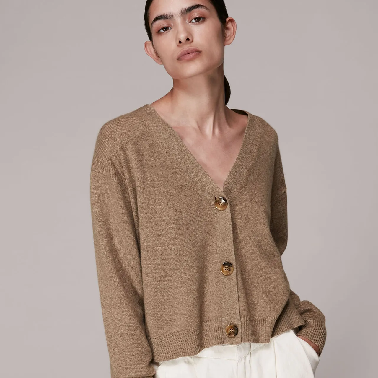 2023 produttore professionale colore puro semplice signore maglioni di lana personalizzati maglione Cardigan in Cashmere