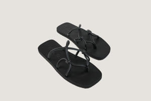 Cross-Strap Flat Sandals Open Toe Solid Color PU Upper TPR Outsole Anti-<b>Slip</b> Casual Summer Style Matte Black <b>Slip</b>-On - Product Image 2