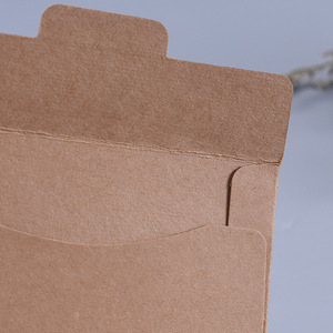 Vente en gros 200gsm <span class=keywords><strong>enveloppe</strong></span> en <span class=keywords><strong>papier</strong></span> <span class=keywords><strong>Kraft</strong></span> brun pour CD cadeau pas d'impression 125*125mm enveloppes en <span class=keywords><strong>papier</strong></span> <span class=keywords><strong>Kraft</strong></span> brun pour CD - Product Image 3