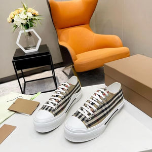 Zapatos de Lona para Caminar para Hombre y Mujer, Diseño Transpirable con Amortiguación, Suela de Goma para Verano Zapatos de Lujo de Diseñador de Alta Calidad. - Product Image 4