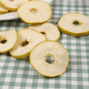 Fournisseur du Shandong meilleure tranche de pomme saine VF <span class=keywords><strong>chips</strong></span> de fruits chauds en Chine snacks de pommes séchées Fabricants Friture de fruits sous vide - Product Image 2