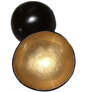 Cuenco artesanal de laca de Vietnam con incrustaciones de plata, decoración del hogar con material de coco lacado - Product Image 6