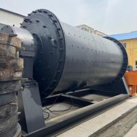 Broyeur à billes de performance stable fabriqué en Chine pour l'extraction de l'or et la production de poudre d'aluminium