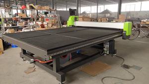 Machine de dé<span class=keywords><strong>coupe</strong></span> automatique de verre CNC haute précision, table de dé<span class=keywords><strong>coupe</strong></span> de verre plat flottant pour usine de traitement du verre - Product Image 5