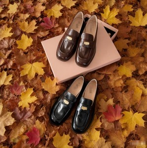 Mocasines Pequeños de Microfibra para Mujer, Zapatos para Caminar y Hacer Ejercicio en Todas las Estaciones - Product Image 1