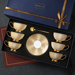 Tasses à café en céramique minimalistes de style européen, haut de gamme, élégantes, pour <span class=keywords><strong>la</strong></span> <span class=keywords><strong>maison</strong></span>, service à thé anglais, cadeau - Product Image 3