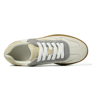 Zapatos Casuales Minimalistas Beige para Mujer, Logotipo Personalizado, MOQ Bajo, Zapatillas Transpirables con Cordones, Zapatos de Moda Color Nude - Product Image 3