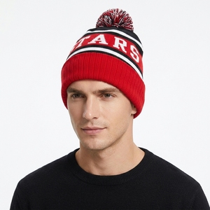 <span class=keywords><strong>Bonnet</strong></span> en tricot acrylique doublé polaire avec <span class=keywords><strong>pompon</strong></span> jacquard, fabriqué en usine OEM, chaud pour l'hiver, idéal pour le ski en extérieur, bonnets personnalisables à logo, pas cher - Product Image 4