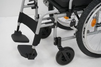 Fauteuil roulant manuel tout-terrain léger en aluminium avec accoudoirs réglables en hauteur, chaise de mobilité active autopropulsée