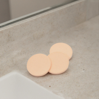 Expédition rapide, éponge à poudre ronde en latex doux, personnalisée, pour usage sec et humide, fournisseur d'éponges de maquillage cosmétiques
