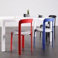 Chaise de salle à manger empilable en plastique de style nordique, chaise de bureau minimaliste, mobilier de maison pour adultes, utilisation au bureau et au restaurant