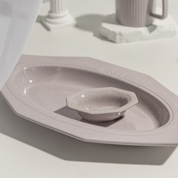 Assiettes ovales profondes en céramique de style européen, en porcelaine pure, pour sauce soja, rose/bleu/blanc – Vente en gros usine