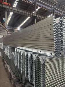Guardrail di alta qualità strada strada calda immersa zincata Q235B Q355B acciaio W trave autostrada barriera di sicurezza - Product Image 6