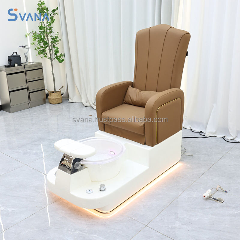 สีน้ำตาล