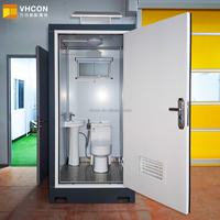 Toilettes mobiles solaires modernes en fer galvanisé pour extérieur avec stockage d'énergie