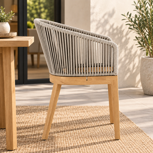 Chaise de jardin scandinave en rotin avec structure en bois et pieds coniques, chaise de repas confortable pour l'extérieur - Product Image 2