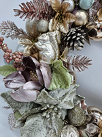 Fournitures décoratives en bois de pomme de pin ronde en gros faites à la main guirlande de Noël