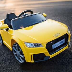 Auto <span class=keywords><strong>Audi</strong></span> TT RS con licenza per bambini a batteria giocattoli per auto per bambini giocattoli per auto elettriche per bambini - Product Image 3