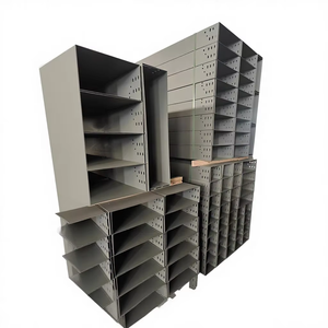 โครงสร้างมาตรฐาน ตาข่ายลวดเหล็กกล้าคาร์บอน ชุบกัลวาไนซ์สำเร็จรูป รางสายเคเบิลแบบปิด มีความเสถียรสูง - Product Image 1