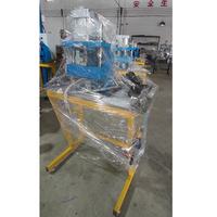 Nouvelle machine de scellage de becs verseurs semi-automatique pneumatique haute précision pour sachets stand-up/Doypack pour boissons, prix usine du fabricant