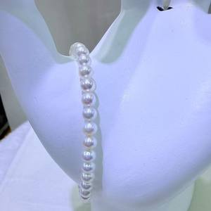 สร้อยข้อมือไข่มุกน้ำจืดออโรร่าไร้ตำหนิ จูจี้ ขนาด 4.5-5 มม. ตัวล็อคเงินแท้ 4.5-5 มม. ไข่มุกออโรร่าไร้ตำหนิ สีขาว สำหรับใส่ในชีวิตประจำวัน - Product Image 3