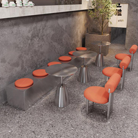 Ensemble table et chaises de restaurant en métal et cuir, style industriel moderne, pour centres commerciaux, cafés et salons de thé