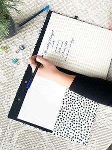 Clipboard Folio Với Notepad Lót Có Thể Nạp Lại Và Máy Tính Xách Tay Bỏ Túi Lưu Trữ Nội Thất Clipfolios Màu Đen Và Trắng Sành Điệu - Product Image 5