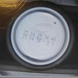 Latta in alluminio per tè Soda bevanda birra con codice data di ispezione stampante codificante Laser a fibra data numero di lotto visione ispettore - Product Image 1