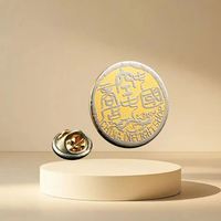 Insignias Metálicas 3D con Diseño de Dibujos Animados, Chapado en Oro, Forma Personalizada, Regalo Festivo