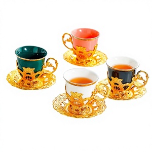 Set di Tazze da Caffè Turco <span class=keywords><strong>in</strong></span> Porcellana Placcata Oro con Piattini, Confezione Regalo Personalizzata - Product Image 6