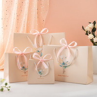 Blumenfee Muttertag Lehrertag Geburtstag Bastelgeschenktüte - Weißer Karton Offsetdruck Handgezeichnetes Design Original Seil