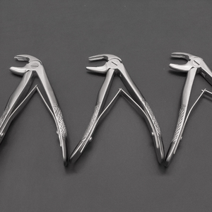 Pinzas de Extracción Dental Pediátricas, Instrumentos Quirúrgicos Dentales, Pinzas de Extracción de Dientes del Saburdo de la Mandíbula Superior e Inferior - Product Image 3