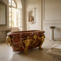 Baignoire autoportante ovale en marbre rouge avec veines blanches, pieds sculptés en forme de sirène et tête de lion dorée, luxe pour hôtel