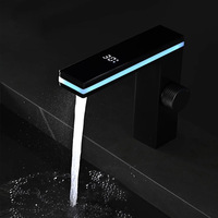 Robinet intelligent avec affichage de la température LED |   Robinet mélangeur de lavabo de salle de bain de style cascade moderne, adapté aux hôtels et aux salles de bain