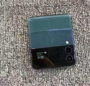 โทรศัพท์ยอดนิยม Z 3 โทรศัพท์มือถือพับได้ ปลดล็อคแล้ว <span class=keywords><strong>8</strong></span>+128GB 5G สมาร์ทโฟน รุ่นทั่วโลก <span class=keywords><strong>4</strong></span> - Product Image 5