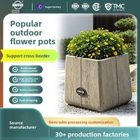 Pot Bunga Persegi Berbahan Fiberglass Reinforced Plastic (FRP) Ukuran Besar, Motif Kayu Tiruan, Gaya Eropa-Amerika yang Trendi
