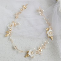 Nouveau serre-tête en perles de coquillage, feuilles d'or, fleurs blanches, vigne pour cheveux, coiffe de mariée, bijoux de mariage, accessoire esthétique en cristal perlé
