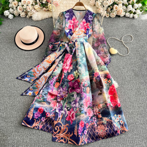 Gaun Pesta Elegan Wanita Vintage Bermotif Bunga Kerah V Lengan Lonceng - Gaun Malam Bohemian Wanita dengan Ikat Pinggang - Product Image 4