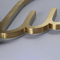 Lettres 3D rétroéclairées. Logo rétroéclairé par LED. Lettres de logo lumineuses. Logo rétroéclairé étanche, logo bancaire, logo de bureau lumineux